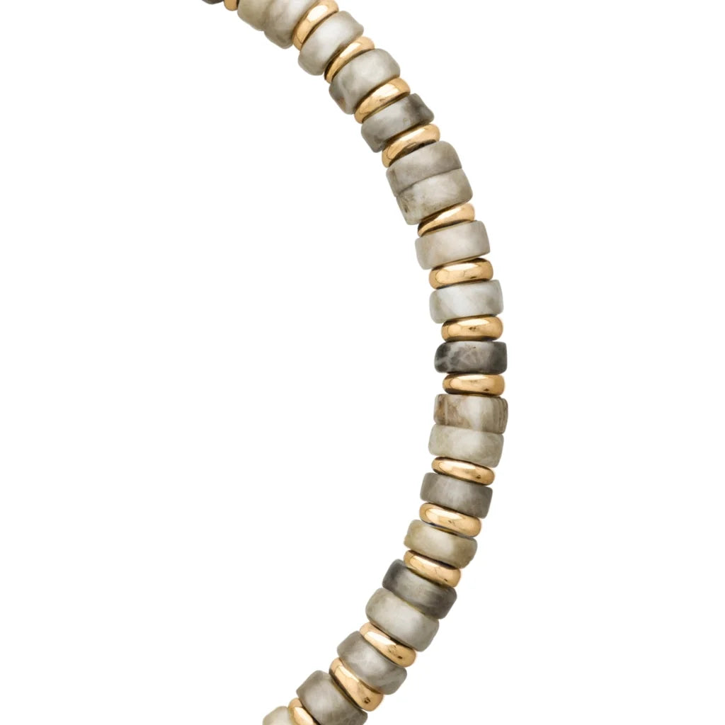 Pulsera con rondeles de piedra de 4mm con mini donas en baño de oro 22K - Joyería y bisutería fina