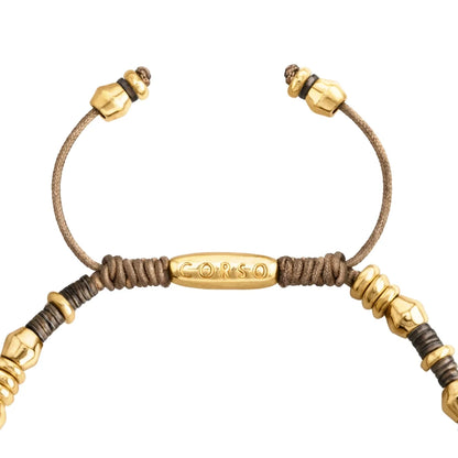 Pulsera ajustable con conchas filipinas de 3mm talladas a mano, intercaladas con cuentas bañadas en oro 22K - Joyería y bisutería fina